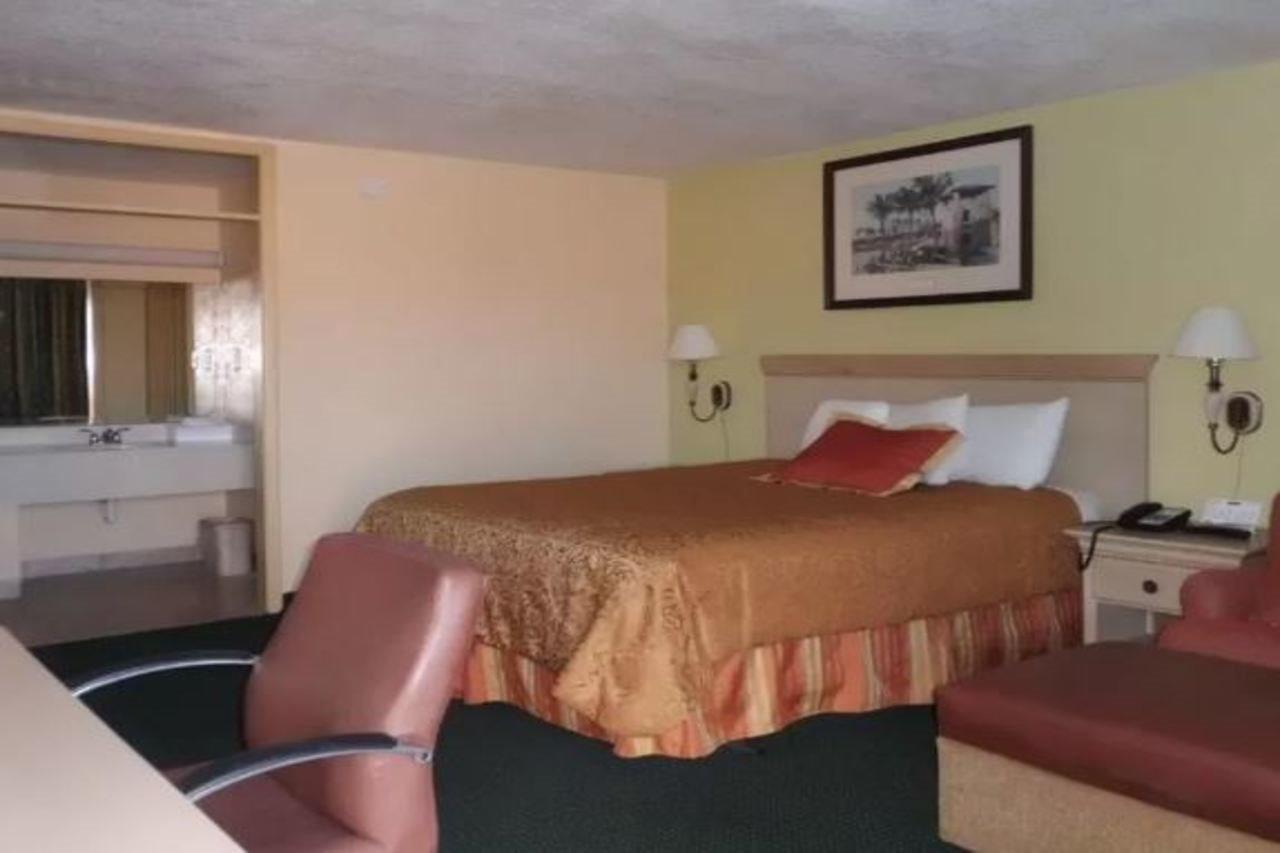 America'S Best Inn & Suites-Lakeland Exteriör bild