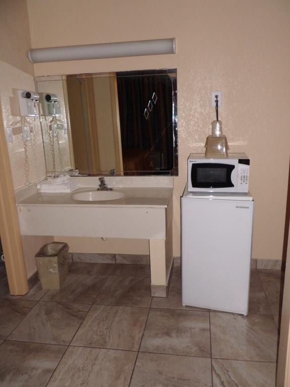 America'S Best Inn & Suites-Lakeland Exteriör bild