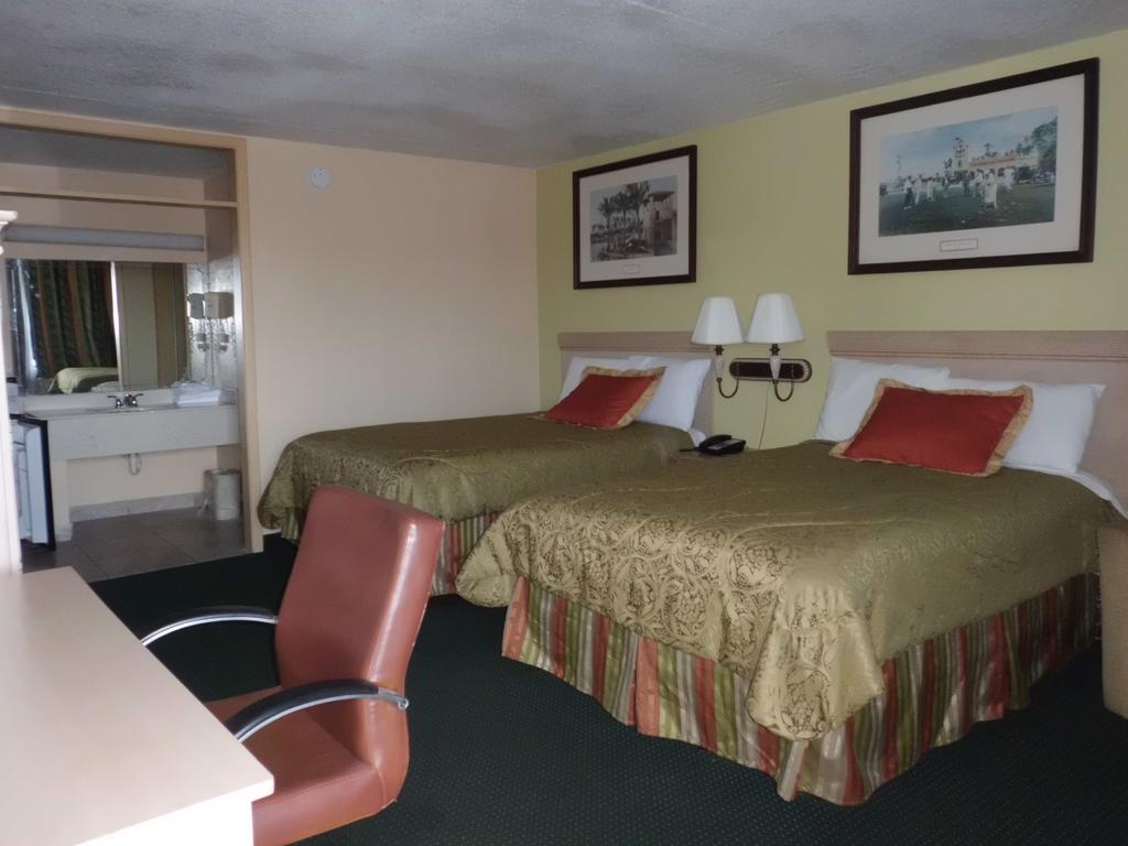 America'S Best Inn & Suites-Lakeland Exteriör bild